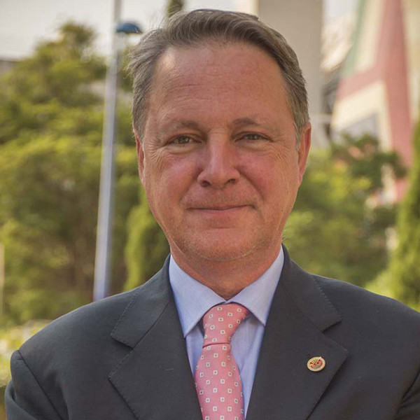 Francisco_Vaño ponente