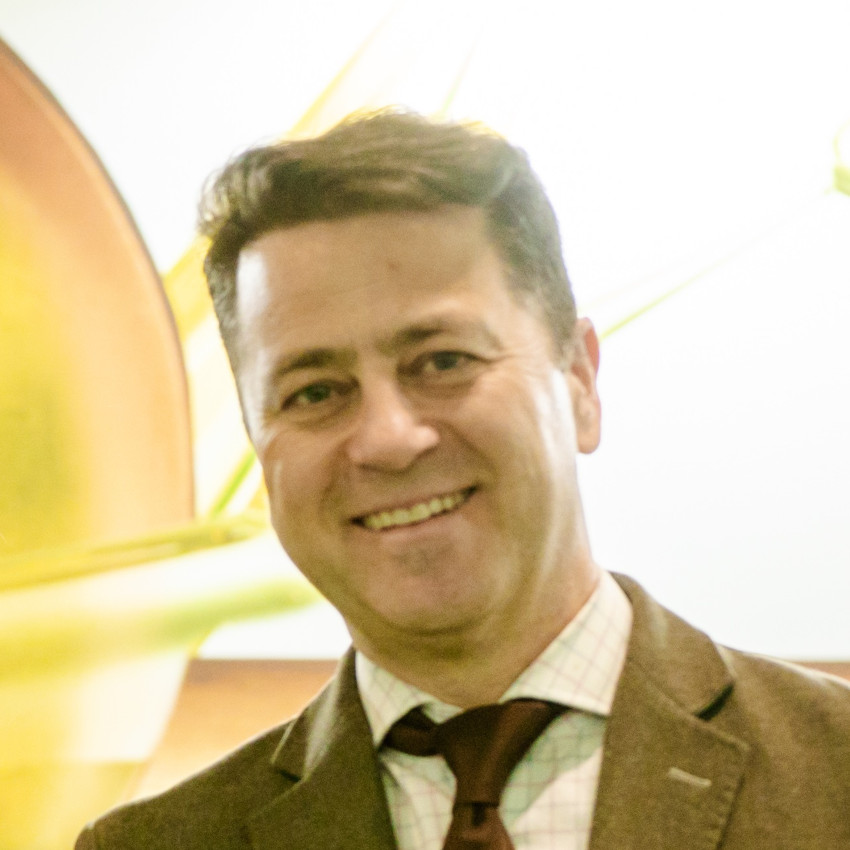 RAFAEL MUELA ponente